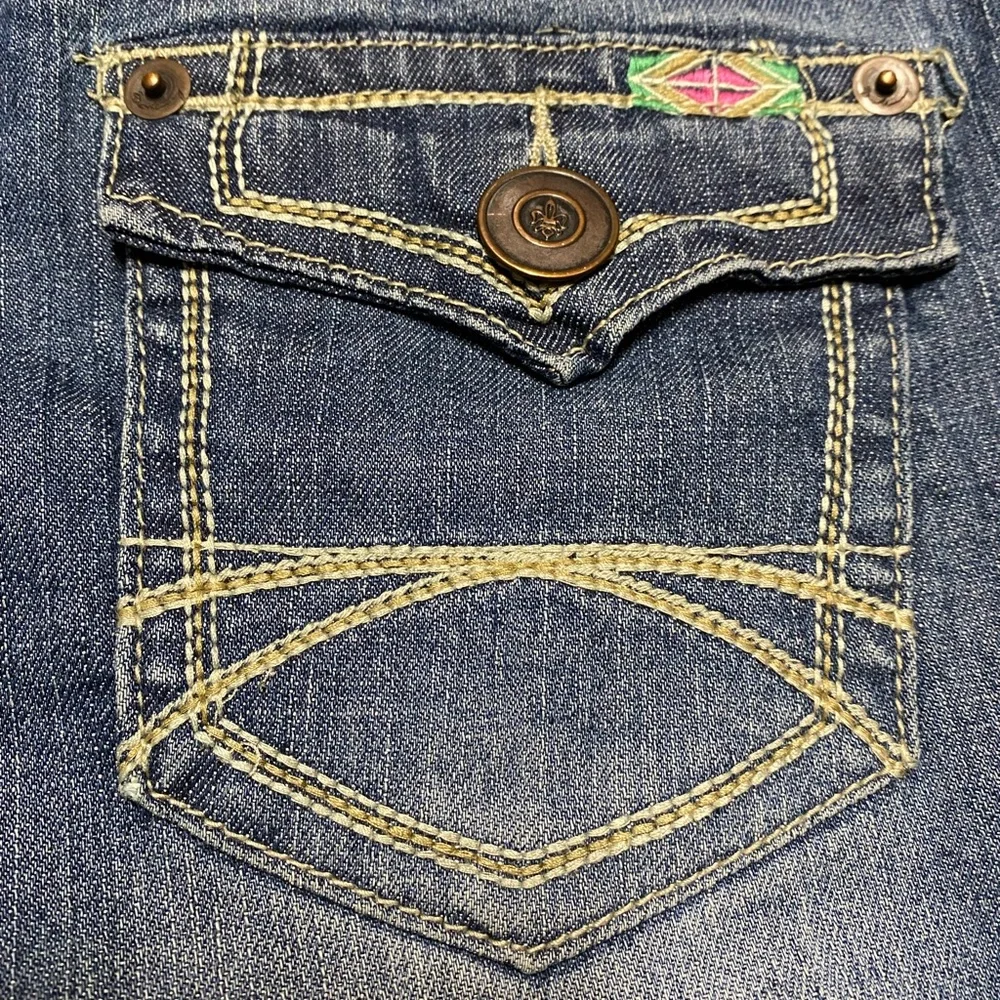 Jean Shorts Women’s 12 Blue Medium Wash Denim Casual Mid Rise Five Pocket Bottom